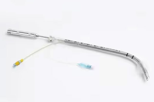 Quais são os materiais dos tubos de sucção fechados?